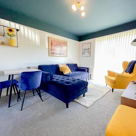Villa Escape To Tranquil 1 Bed, Poole Canford Magna Esterno foto